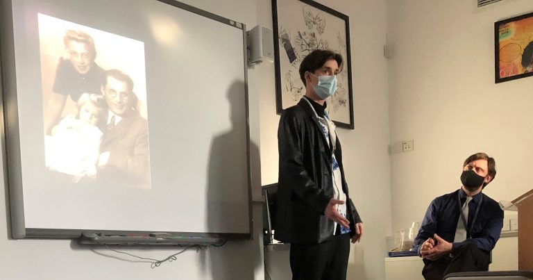学生纪念大屠杀